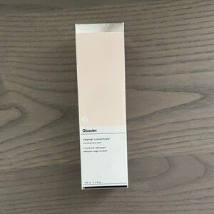 Glossier Cleanser Concentrate - Pale Pink & White Packaging